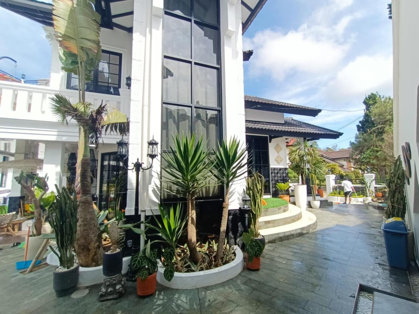 Villa Kota Bunga Malini 10 Cikundul Kültér fotó