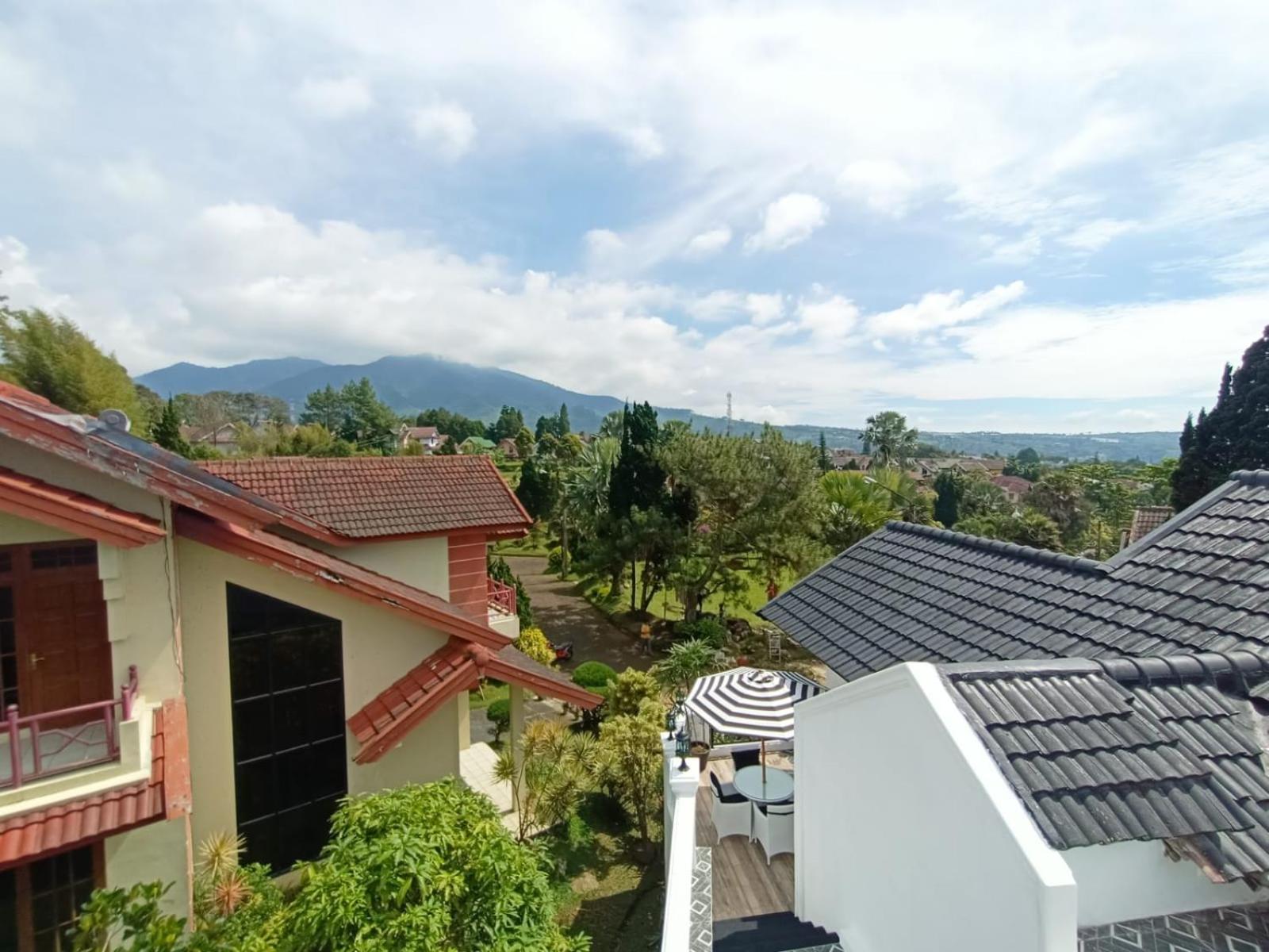 Villa Kota Bunga Malini 10 Cikundul Kültér fotó