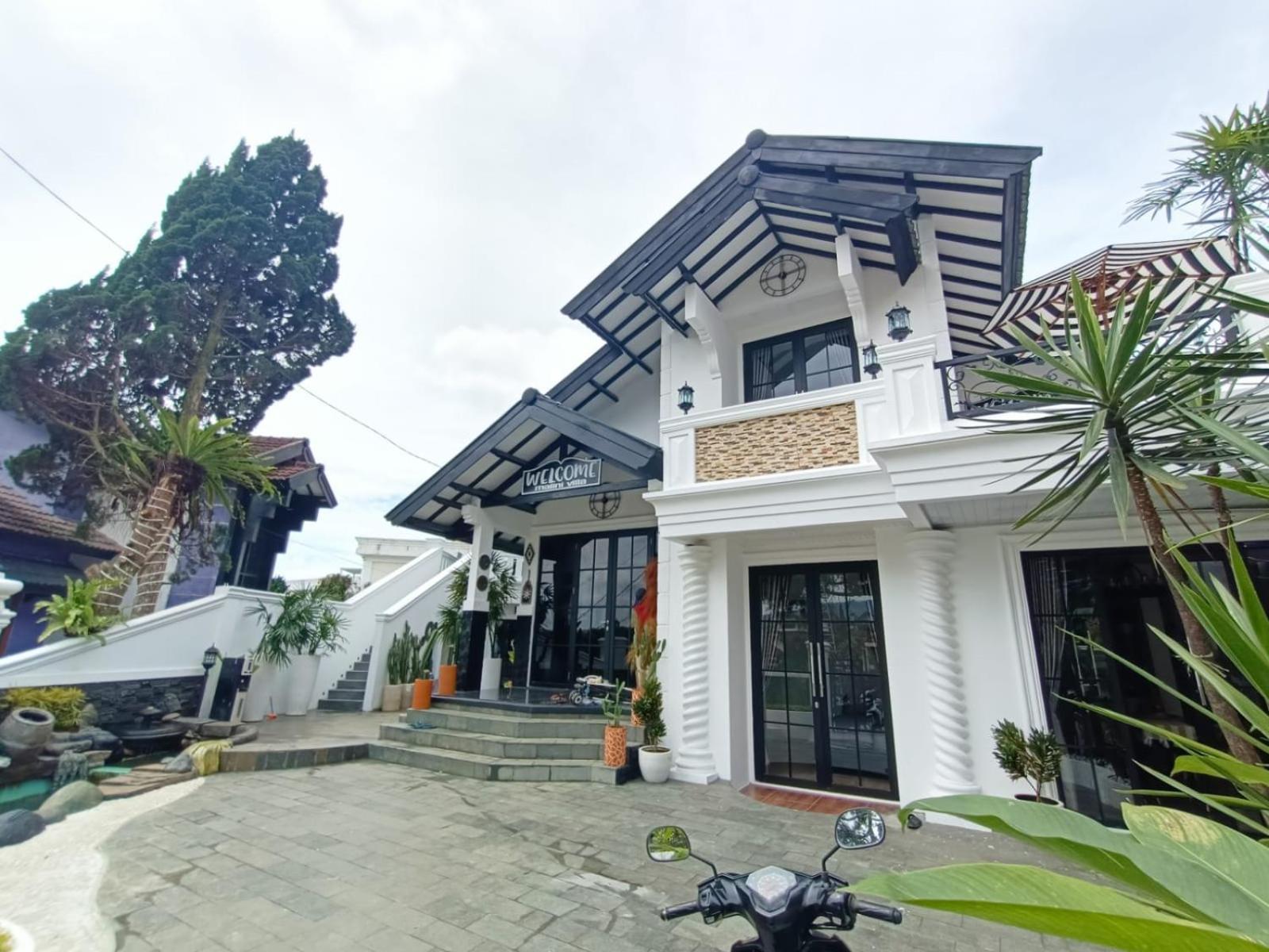 Villa Kota Bunga Malini 10 Cikundul Kültér fotó